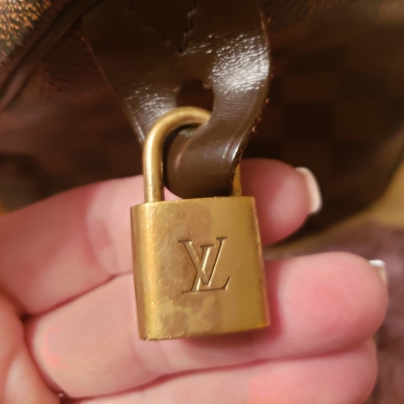 Authentic Louis Vuitton Speedy 25 Damier Ebene - Picture 8 of 8